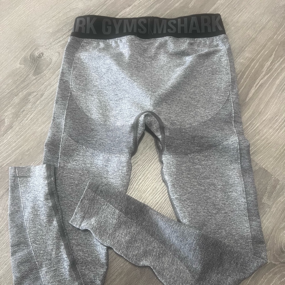 Women’s Gymshark  Leggings Size Small